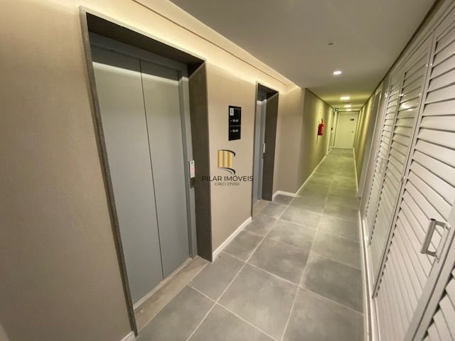 Apartamento com 01 dormitorio sendo suite master