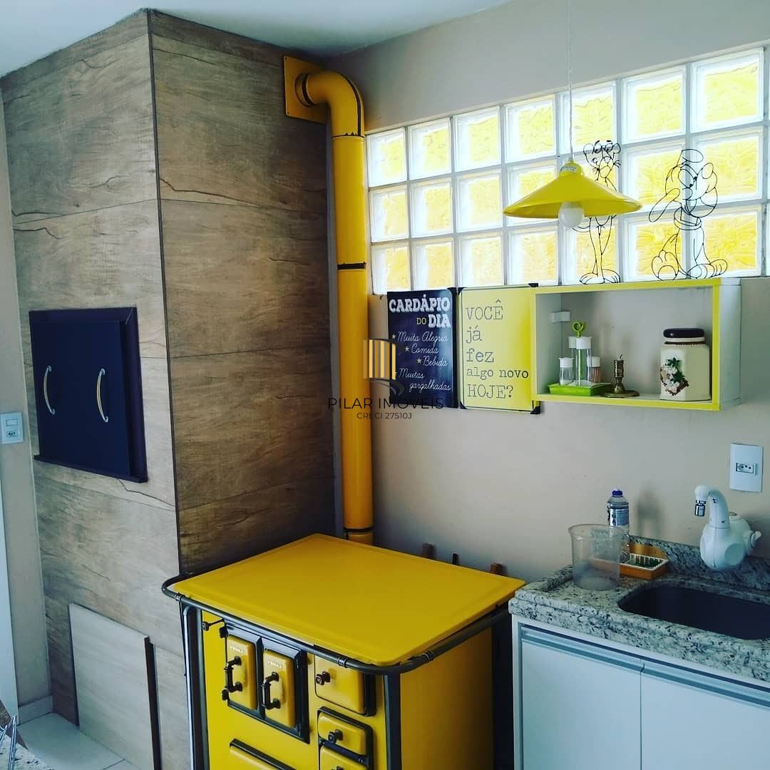 Casa Sobrado Com Excelente localização