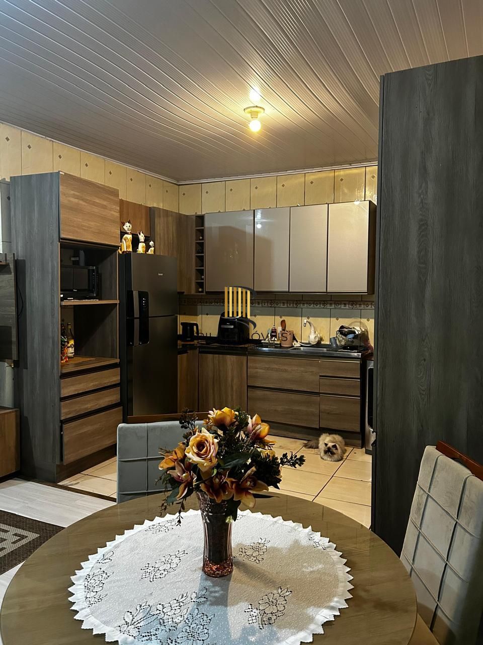 Casa 2 dormitorios com suite