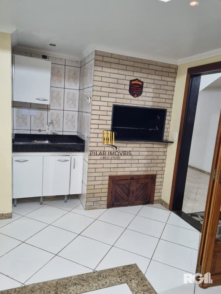 Casa 4 dormitórios no bairro Ermo