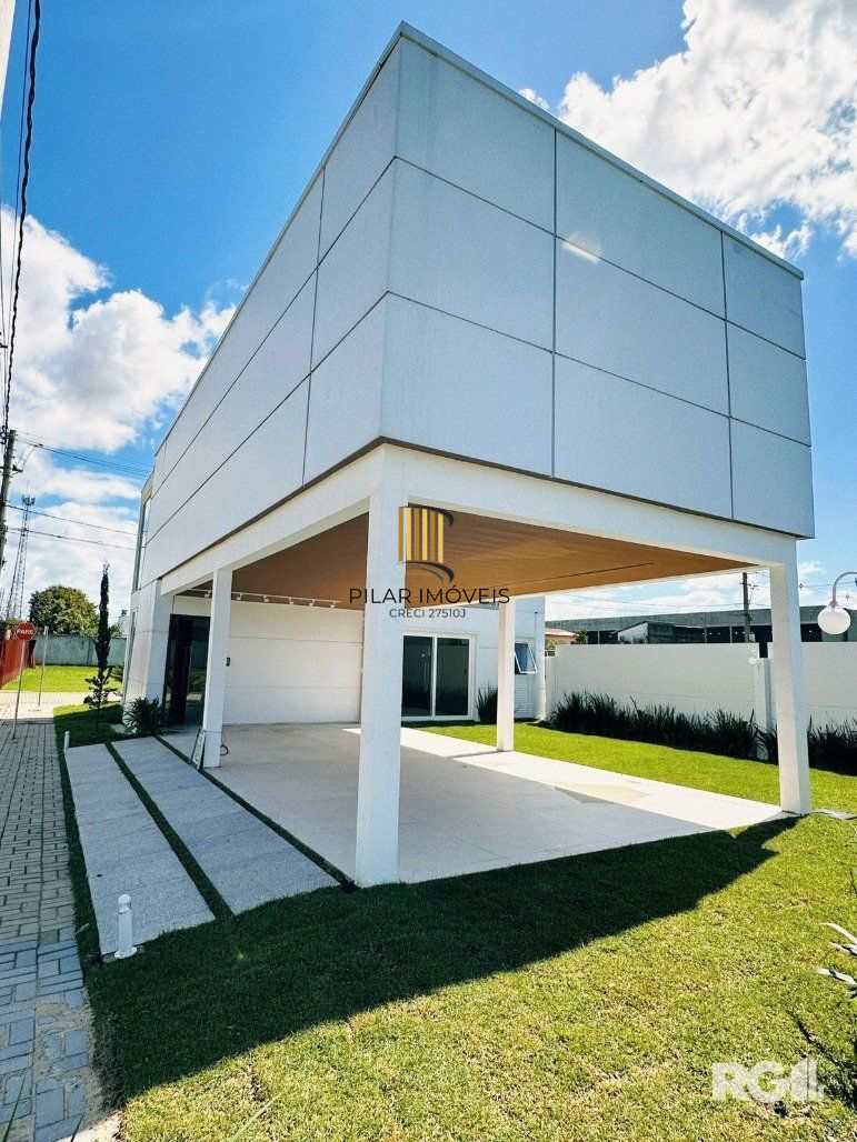 Casa de Condomínio 3 dormitórios no bairro Sans Souci