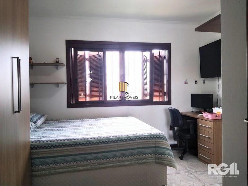 Casa sobrado com 3 dormitorios sendo 1 suite
