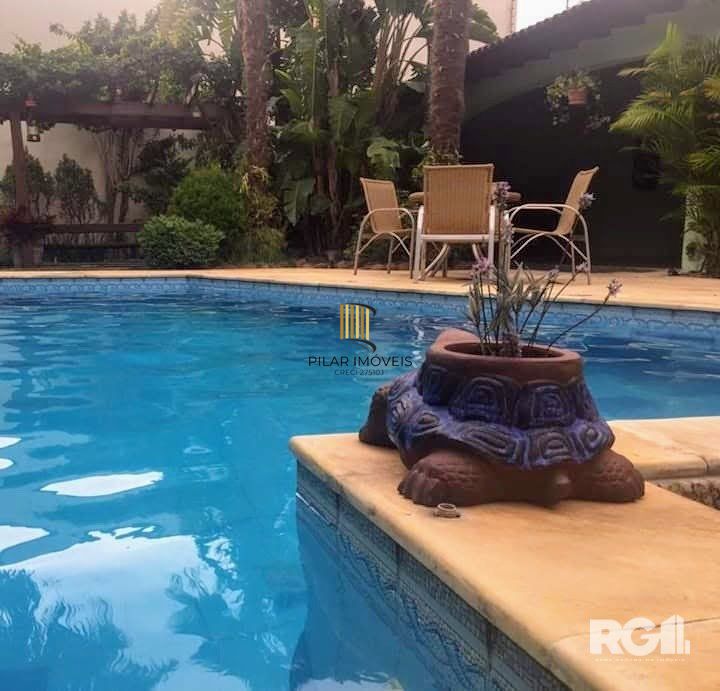 Casa 4 dormitórios no bairro Jardim Itu