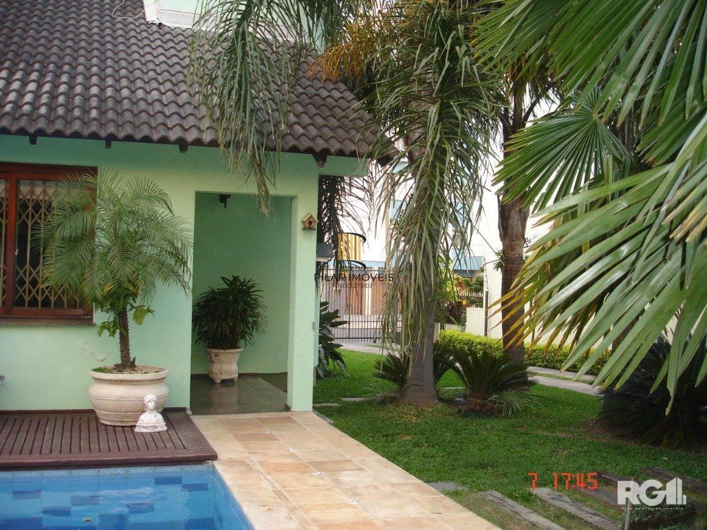 Casa 4 dormitórios no bairro Jardim Itu
