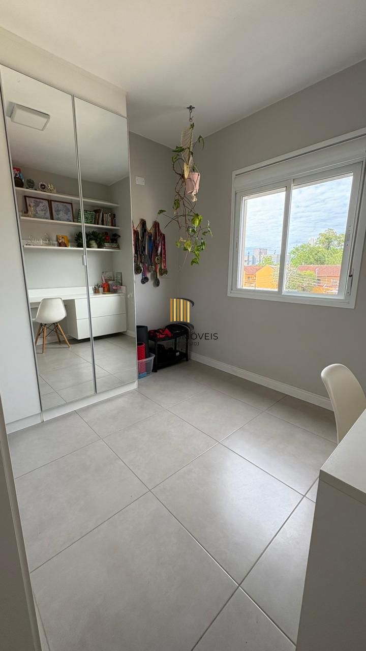 Excelente apartamento com 02 dormitorios com 01 suite à venda no Plaza Veneza,