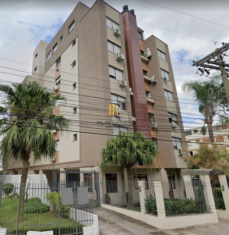 Apartamento a venda 2 dormitórios com churrasqueira, 1 suite, elevador e garagem,  bairro Santana, Porto Alegre RS