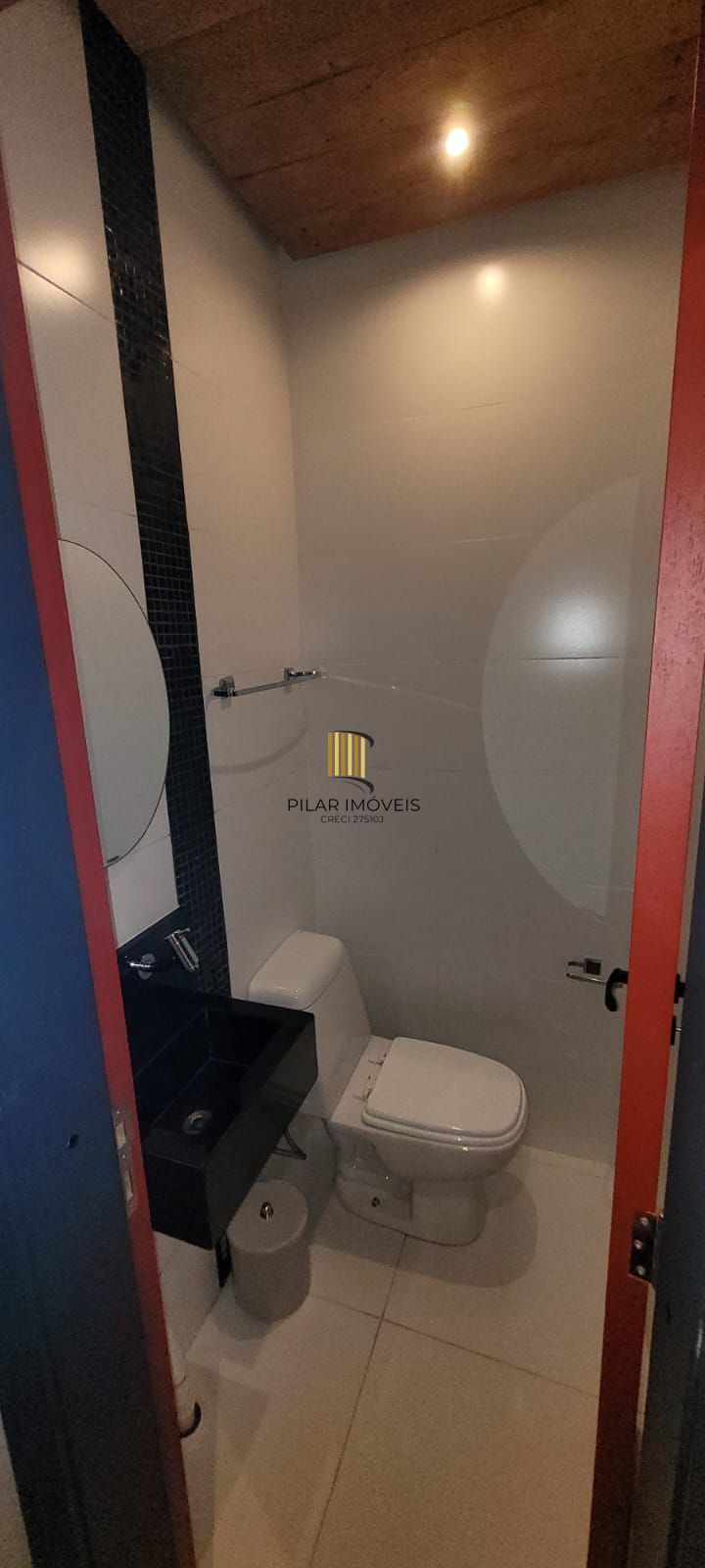 Casa 4 quartos reformada na Rua Andre Poente, residencial com potencial para comercial Próximo Hospital Moinhos de Vento