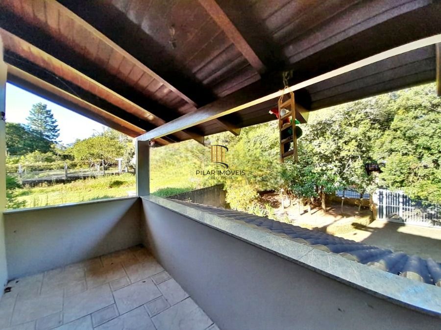 Casa 5 dormitórios no bairro Vila Nova