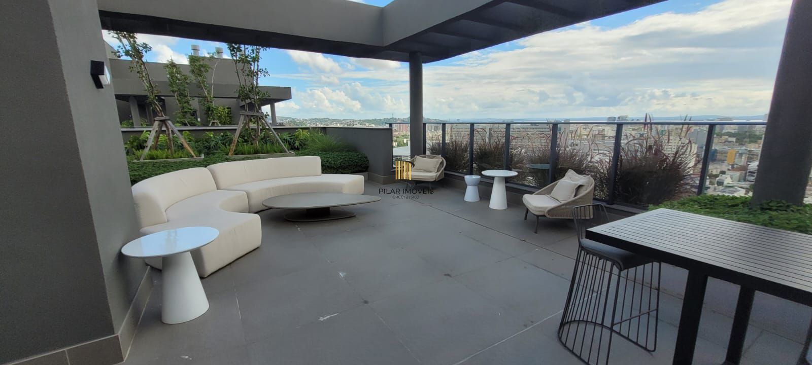 Apartamento para Venda, 3  suites, 3 vagas , 143.23m² privativos,  Lareira e Churrasqueira - INFRA COMPLETA  Rio Branco Porto Alegre RS