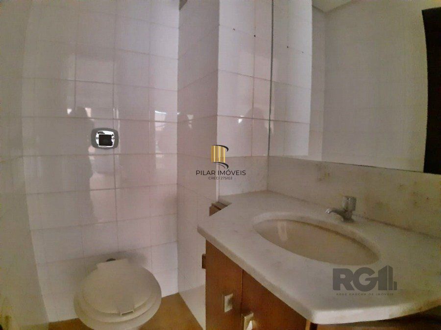 SALA COMERCIAL COM 57,60 M2 NA CARLOS GOMES