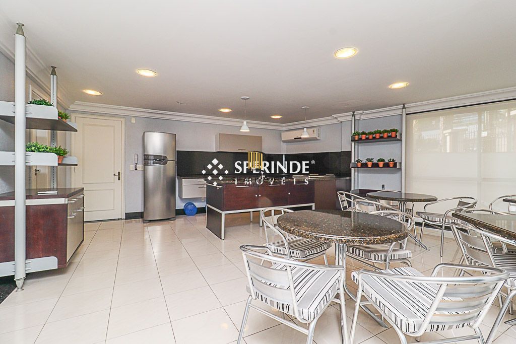 Apartamento de 1 dormitórios, 54,87 area privativa ,  e 1 vaga de garagem escriturada, no bairro Bela Vista em Porto Alegre