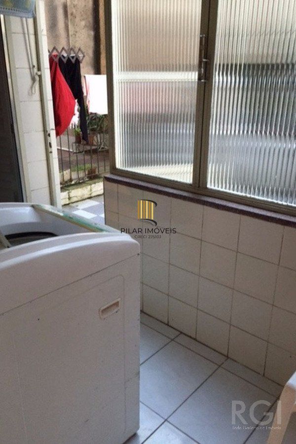 Apartamento para Venda - 79.27m², 4 dormitórios, Menino Deus