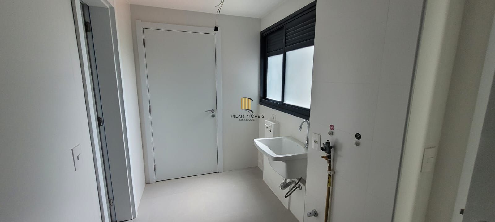 Apartamento para Venda, 3  suites, 3 vagas , 143.23m² privativos,  Lareira e Churrasqueira - INFRA COMPLETA  Rio Branco Porto Alegre RS