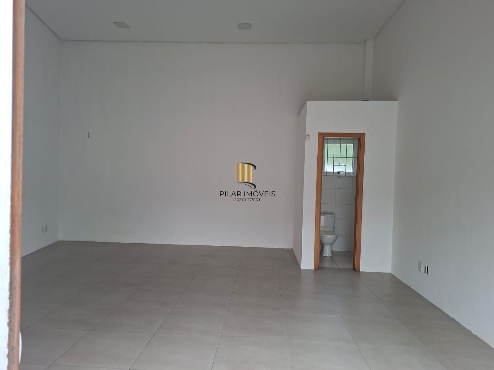 Loja 1 dormitório no bairro Partenon