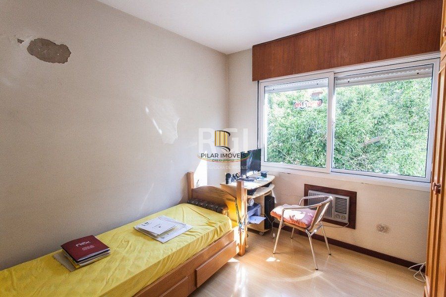 Apartamento para Venda - 122m², 3 dormitórios, 2 vagas - Petrópolis