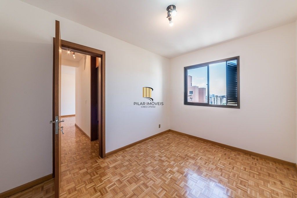 Apartamento 2 dormitórios no bairro Três Figueiras