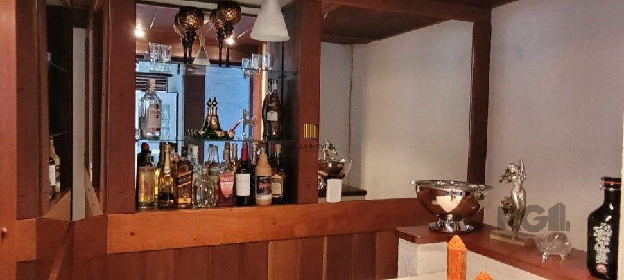 Venda Casa maravilhosa em terreno de 8.125m² com acesso ao Rio Guaiba,  na Estrada Retiro da Ponta Grossa - Porto Alegre