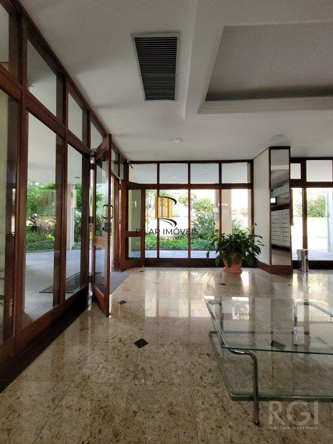 Apartamento para Venda - 61.96m², 2 dormitórios, 1 vaga - Moinhos de Vento