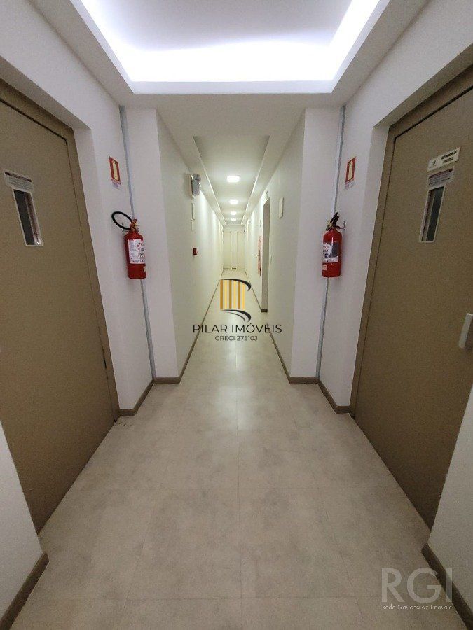 Apartamento para Venda - 61.96m², 2 dormitórios, 1 vaga - Moinhos de Vento