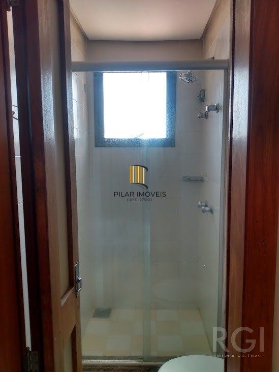 VENDO APARTAMENTO UM DORMITORIO BOM FIM ELEVADOR  1 VAGA