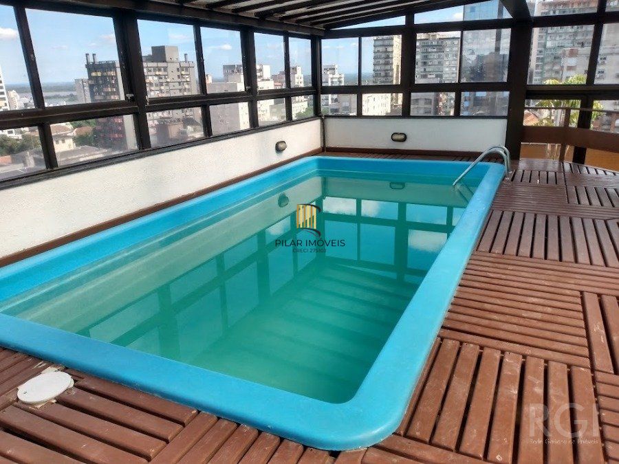 VENDO APARTAMENTO UM DORMITORIO BOM FIM ELEVADOR  1 VAGA