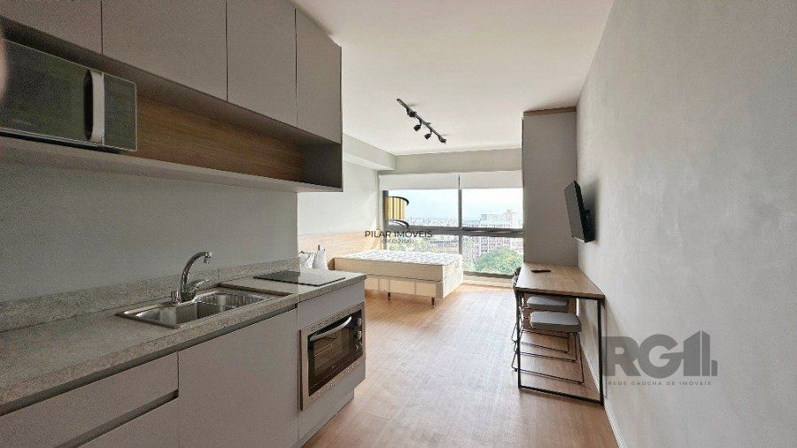 Apartamento para Venda - 29m², 1 quarto, 1 vaga - Petrópolis