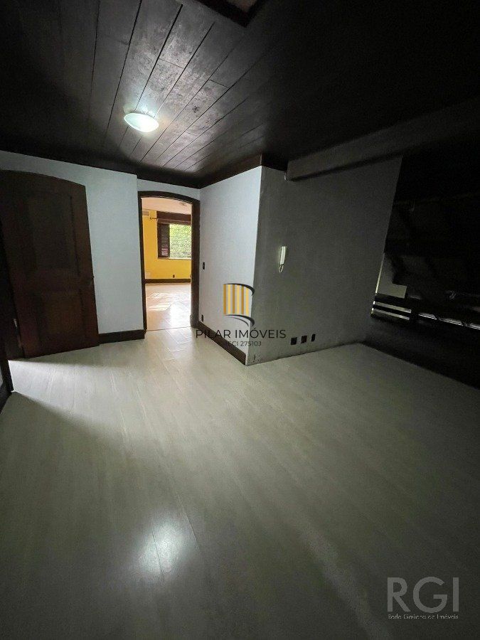 Casa 5 Dormitório(s) Bairro Vila Assunção