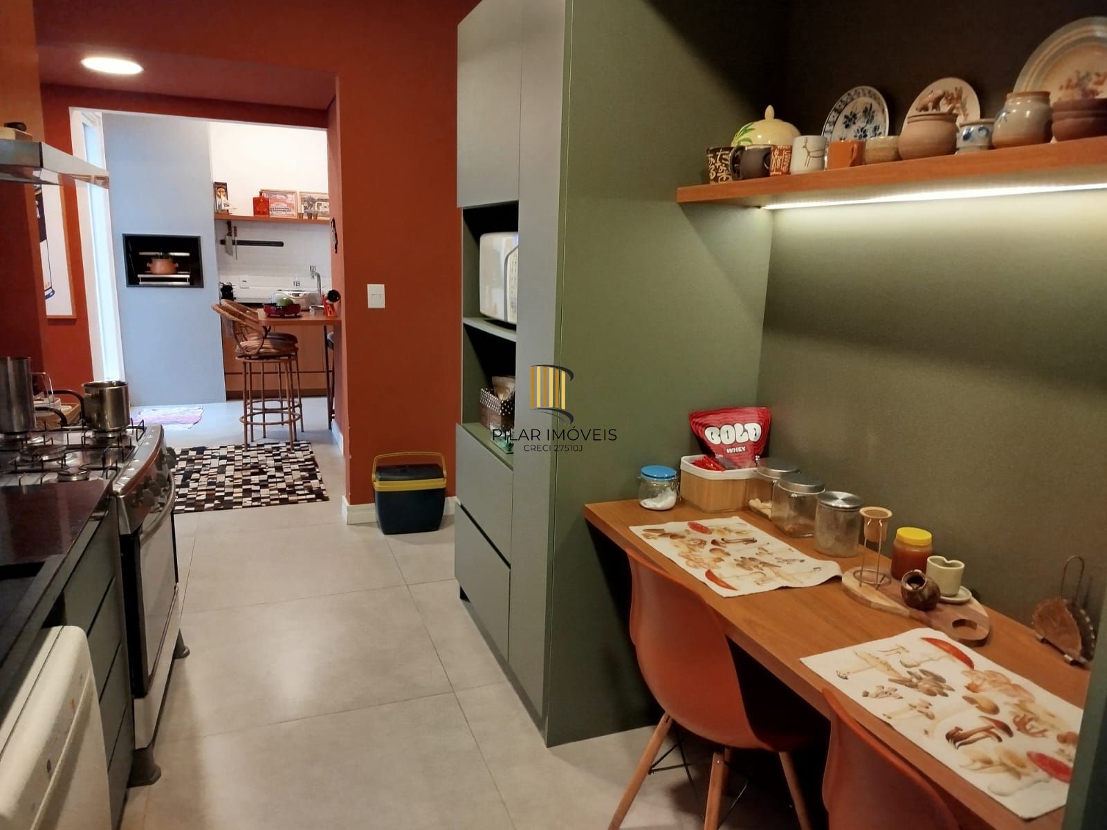 Venda Apartamento  03 dormitórios, transformados em 02, sendo um deles suíte Moinhos de vento Porto Alegre