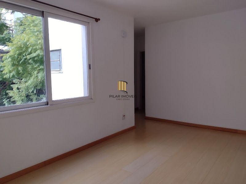 Apartamento 02 dormitórios com vaga na Lucas de Oliveira