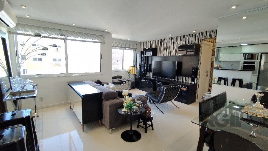 Apartamento 2 dormitórios no bairro Vila Ipiranga