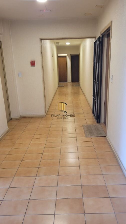 Apartamento para Venda -  1 dormitório amplo com 59,00m², 1 vaga - Rio Branco junto ao parcão, moinhos de vento