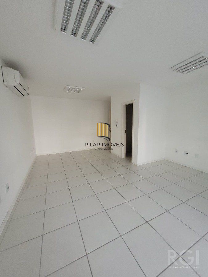 Conjunto/Sala para Venda - 33.86m², 0 dormitórios, Petrópolis