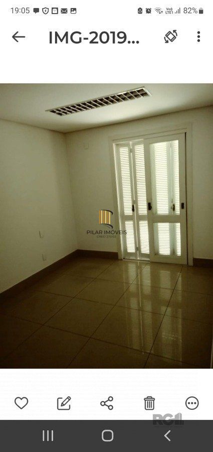 Casa Comercial 3 dormitórios no bairro Menino Deus