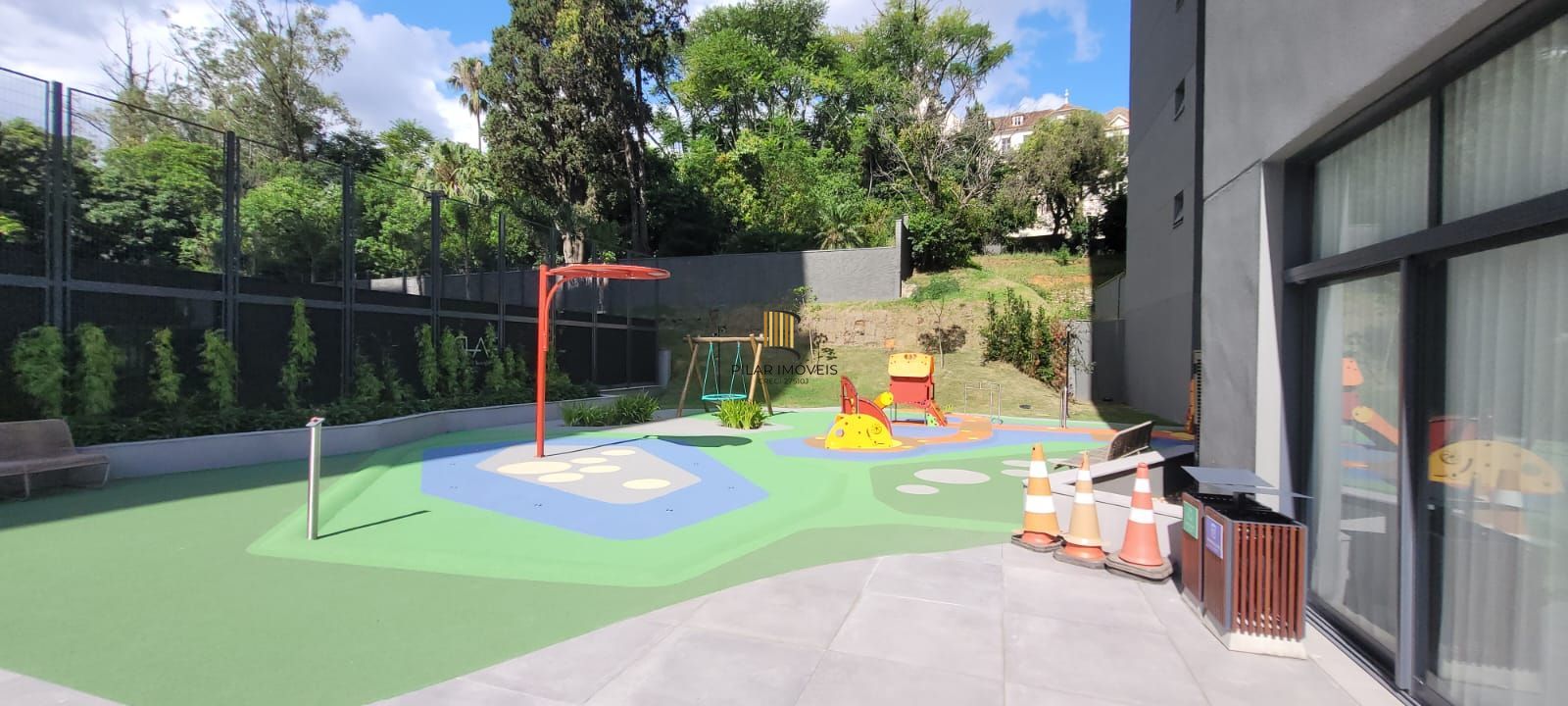 Apartamento para Venda, 3  suites, 3 vagas , 143.23m² privativos,  Lareira e Churrasqueira - INFRA COMPLETA  Rio Branco Porto Alegre RS