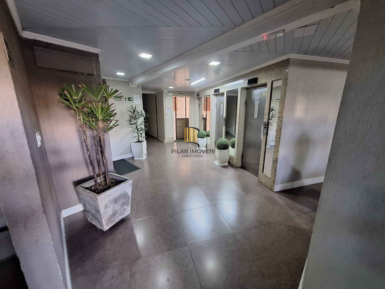 Apto  O. Pereira, Azenha 56,12 m2 de área priv térreo frente 02 dorms