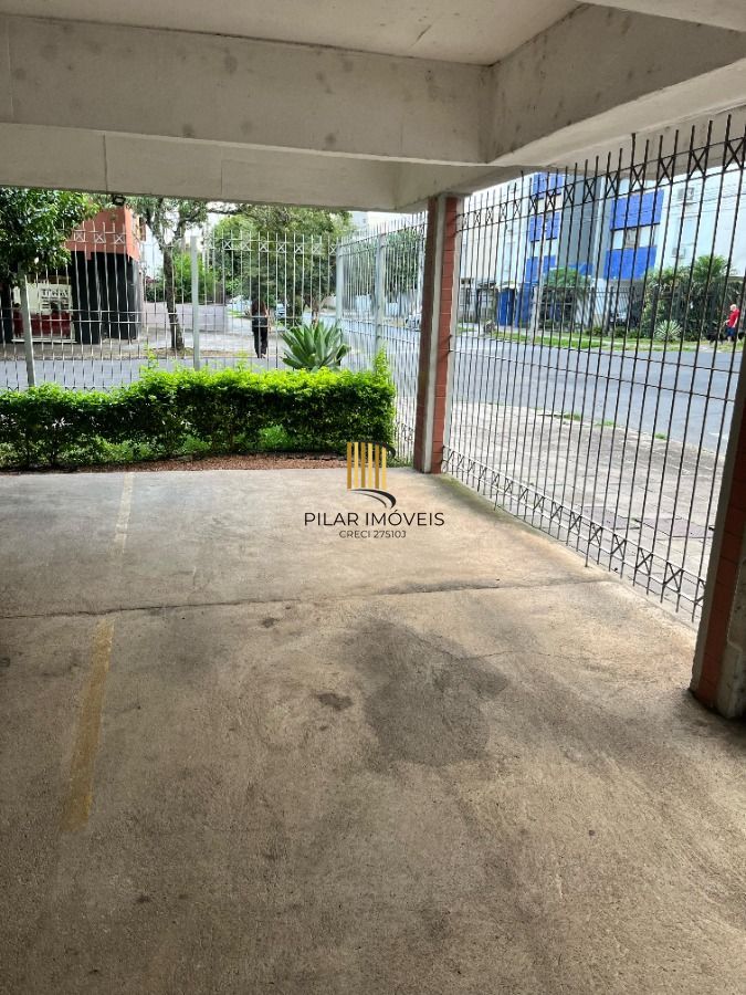 venda apartamento 1 dormitório garagem Bairro São João