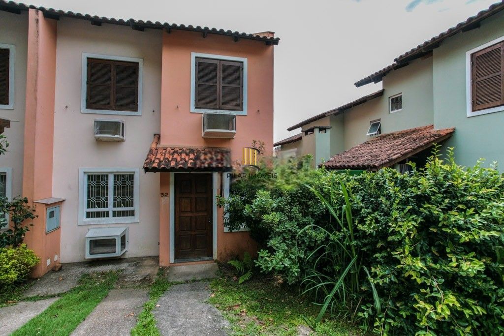 Casa de Condomínio 3 dormitórios no bairro Lomba do Pinheiro - Pilar Imóveis
