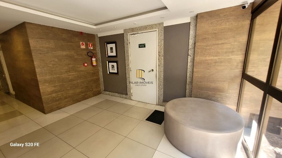 Apartamento de 1 quarto,  currasqueira, suíte e uma vaga de garagem no bairro Santa Cecilia  junto ao Bom Fim em Porto Alegre.
