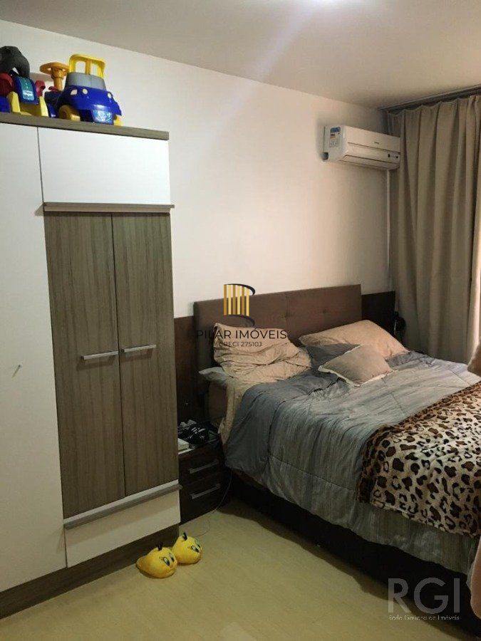 Apartamento para Venda - 83.65m²,3 quartos, sendo 1 suites, 1 vaga - Menino Deus