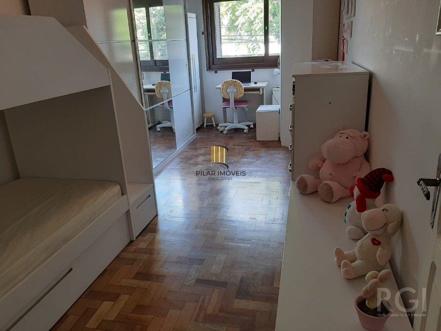 Casa para Venda - 136.6m², 4 dormitórios, 2 vagas - Rio Branco