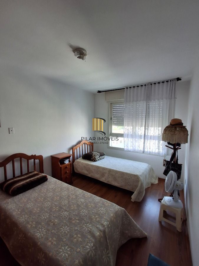 Apartamento de 2 dormitórios 76,90 m² de área privativa, com living para 2 ambientes com piso em tabuão