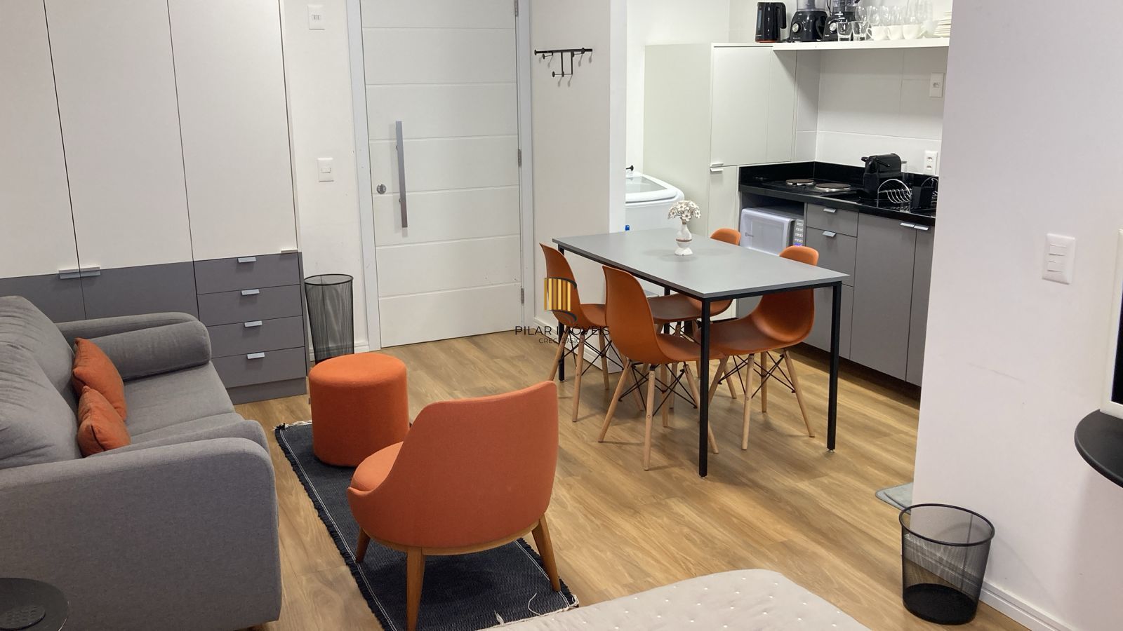 Apartamento Garden, 1 quarto,  todo mobiliado, próximo a Redenção bem arejado e iluminado.