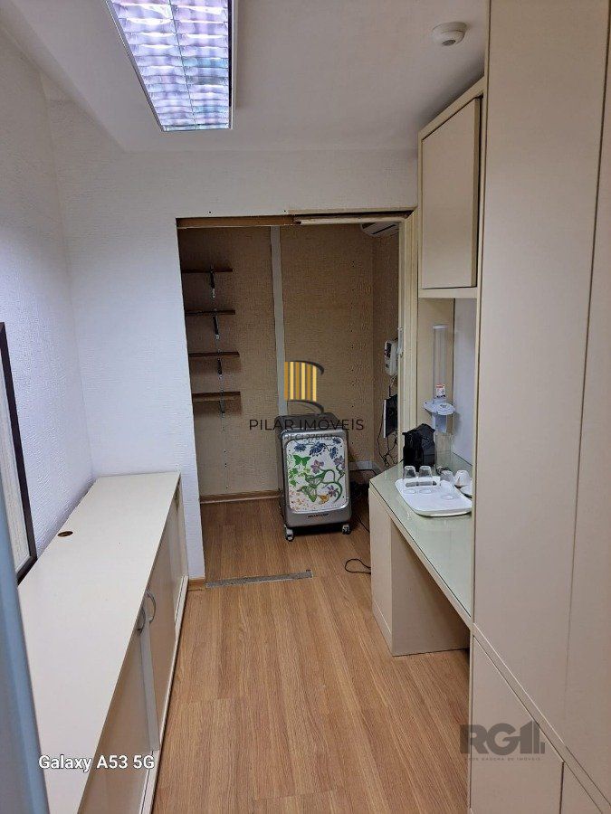 SALA COM 205,21 M2 DUAS VAGAS NA AUXILIADORA 
