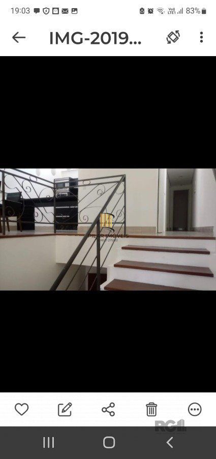 Casa Comercial 3 dormitórios no bairro Menino Deus