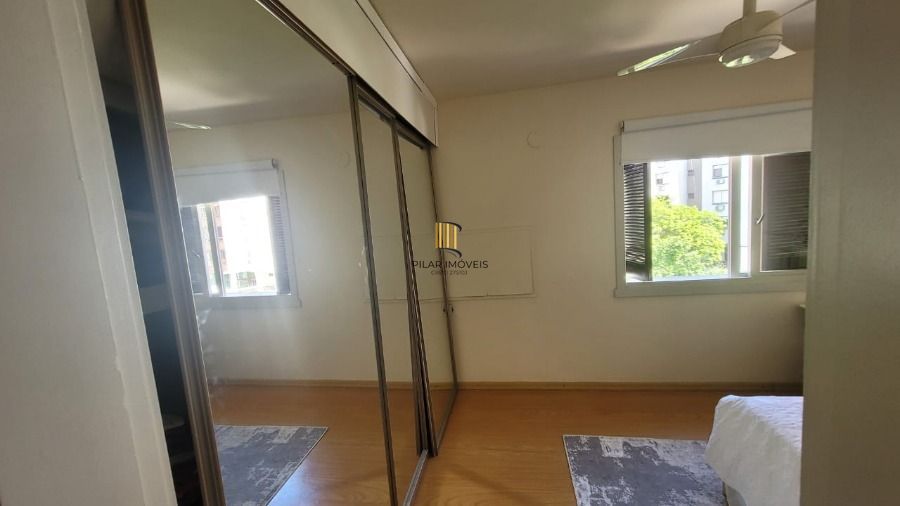 Apartamento para Venda -  1 dormitório amplo com 59,00m², 1 vaga - Rio Branco junto ao parcão, moinhos de vento