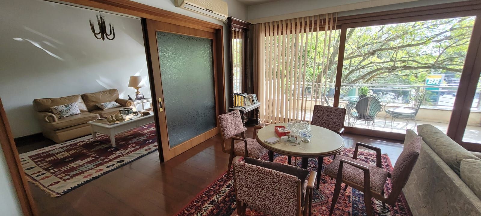 VENDA APARTAMENTO 3 DORMITÓRIOS, SACADA ABERTA, SUITE,  257,00 m² PRIVATIVOS 2 VAGAS, BELA VISTA