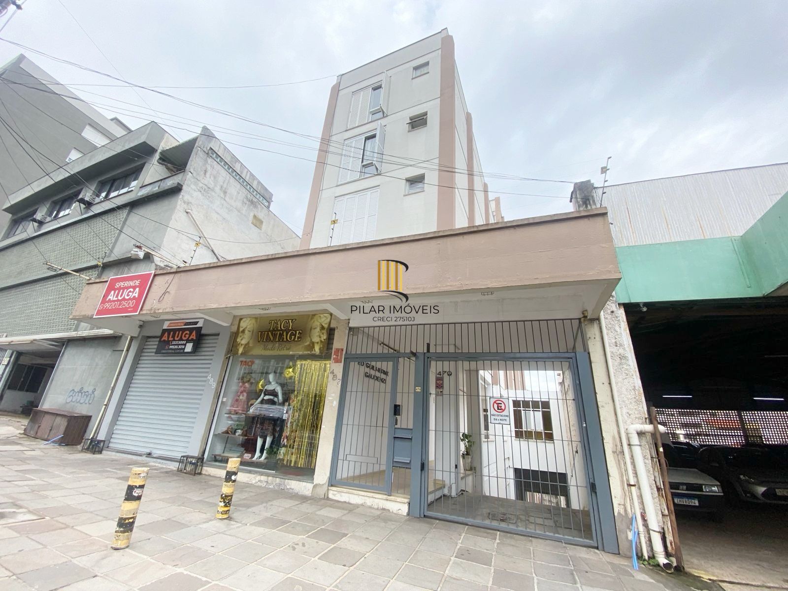 Kitinete34,30m2 priv. Av. Independência,prox.Hospital Sta. Casa