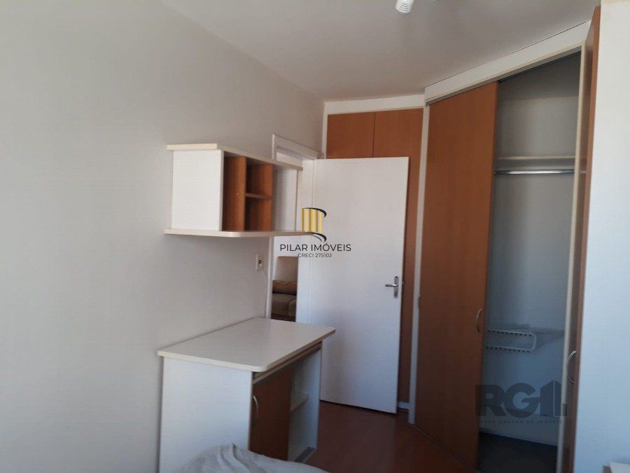 VENDA Ótimo apartamento, 70,40 m2, semi mobiliado, 2 dormitórios