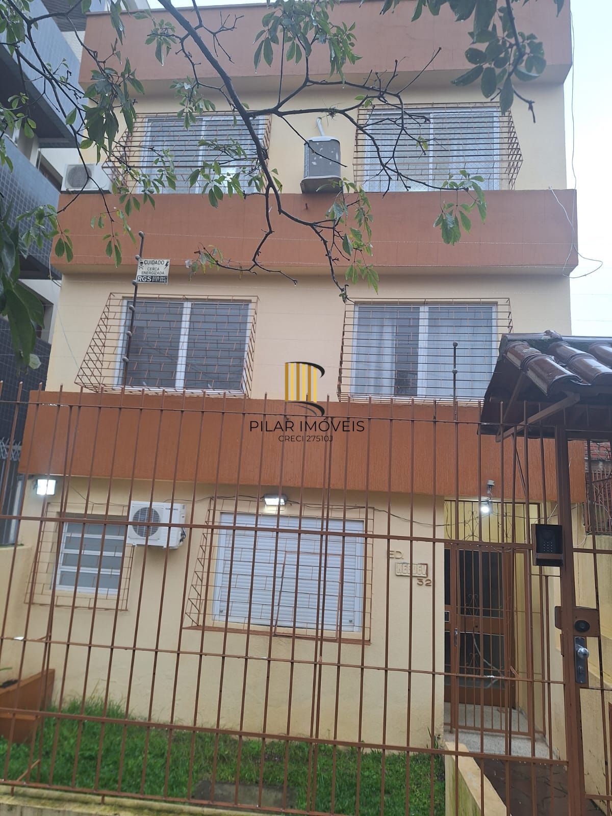 Excelente apto. de frente com 48m2 de área privativa, no bairro Santa Cecilia, com 01 amplo dormitorio - Pilar Imóveis