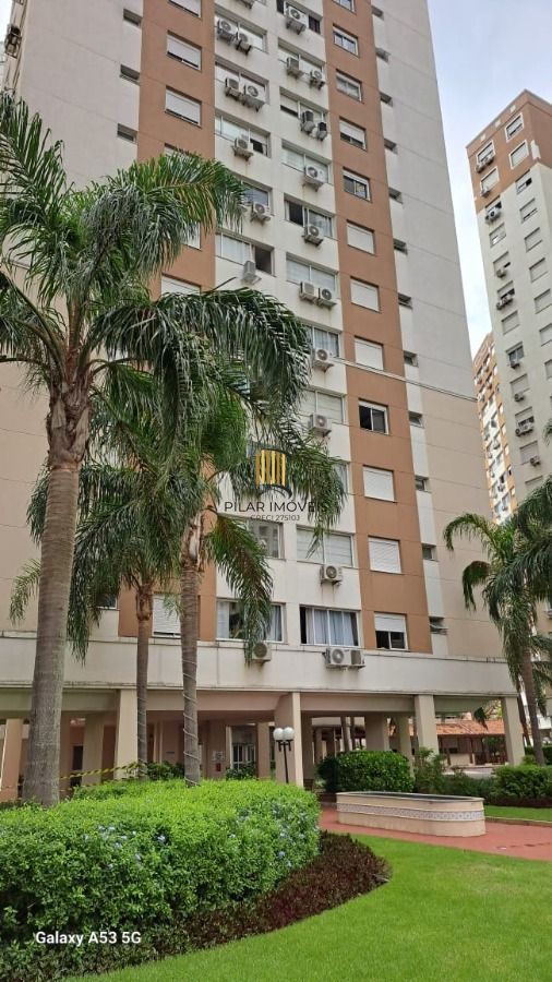 APARTAMENTO SEMI MOBILIADO NO COND. TERRA NOVA - Pilar Imóveis